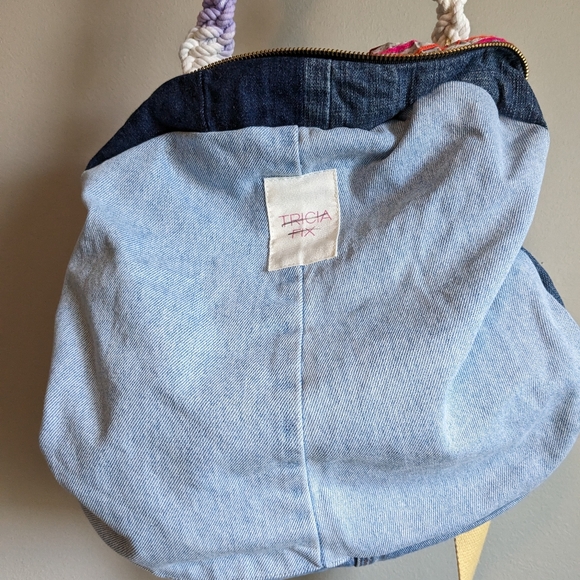 Tricia Fix DayTripper Weekender Small Duffle Tote Embellished Bag - Picture 13 of 16